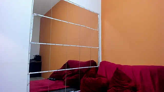 Chatroom XXX en direct de b3cky_