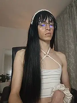 Andy_Roses Adlı Modelin Canlı XXX Sohbeti
