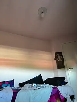 PierPesaroX Adlı Modelin Canlı XXX Sohbeti