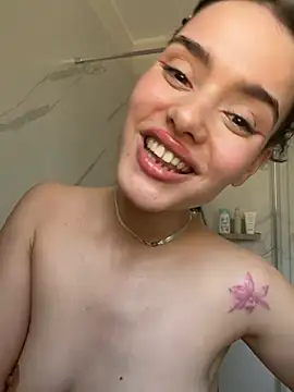 SophieCharm – Live XXX-chat