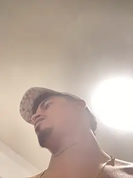 Czat XXX na żywo – Ares_DAMM