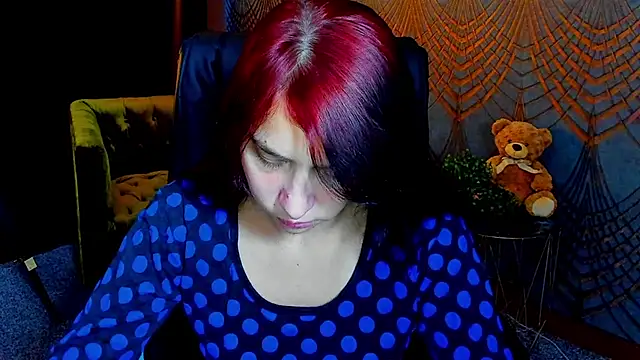 XXX chat uživo modela Livia_Shy