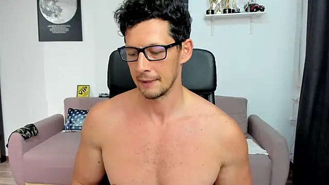 Chat +18 de BrutusK08 ao vivo