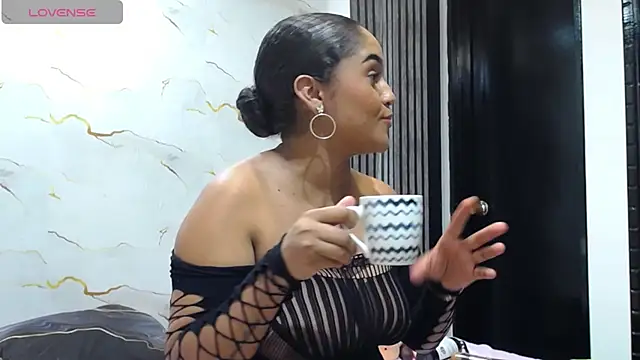 Liaa_cams' Live XXX Chat