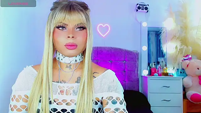 Czat XXX na żywo – AdanKinng