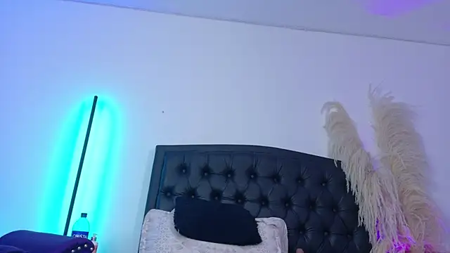 Chat XXX en directo de Scarlet_Hiit