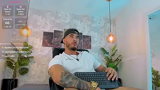 Czat XXX na żywo – Nate_franco