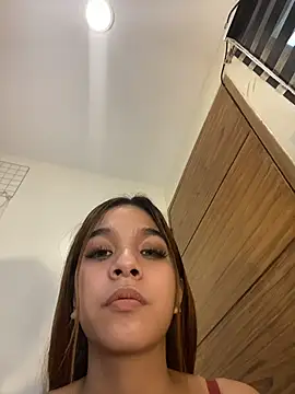 hugecock_cali Chat XXX in diretta