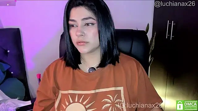 lucy26_ Live XXX Chat