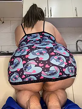 Živý XXX chat Chloee_Peach