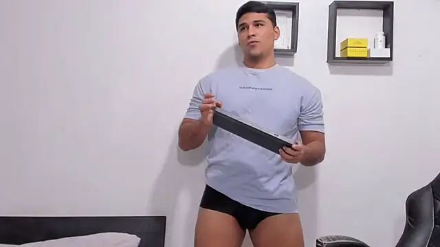 Czat XXX na żywo – Thiago_bel