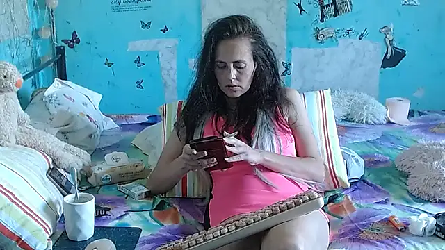 brighteyes77: онлайн-секс-чат
