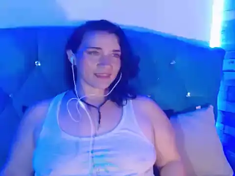 Alice_Jovovich69 Live XXX-chat