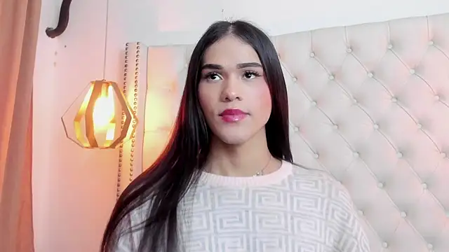 _ISALITTLESTAR_ élő XXX-chatje