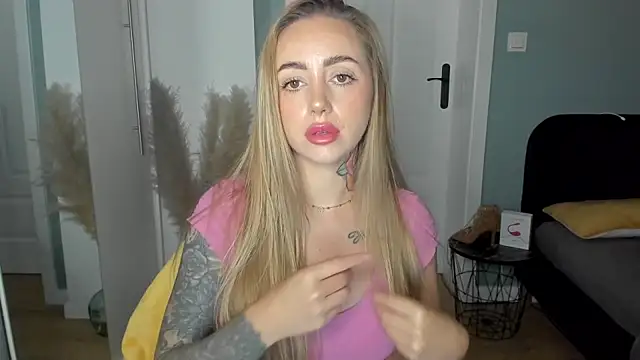 sexyCoralie Chat XXX in diretta