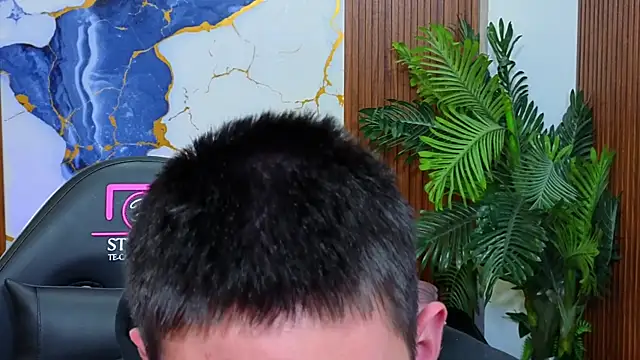 Andres_TayのライブXXXチャット