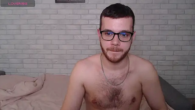 Alexxx_horny élő XXX-chatje