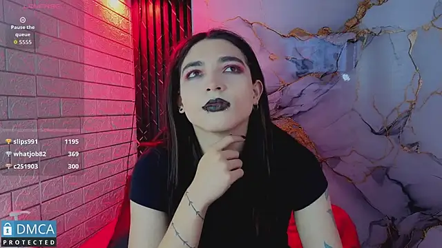 MaeveKuro's Live XXX Chat