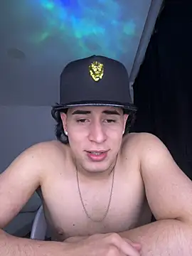 Maximuz1920's Live XXX Chat