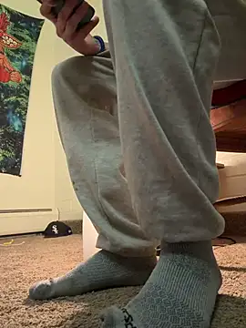 jizzyglizzy92's Live XXX Chat