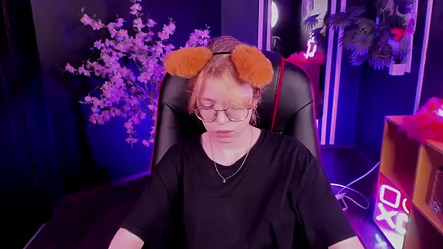 FoxxyyPolly Live XXX Chat