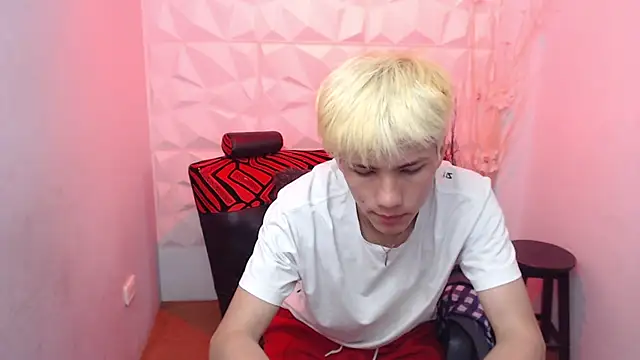 Stich_23's Live XXX Chat