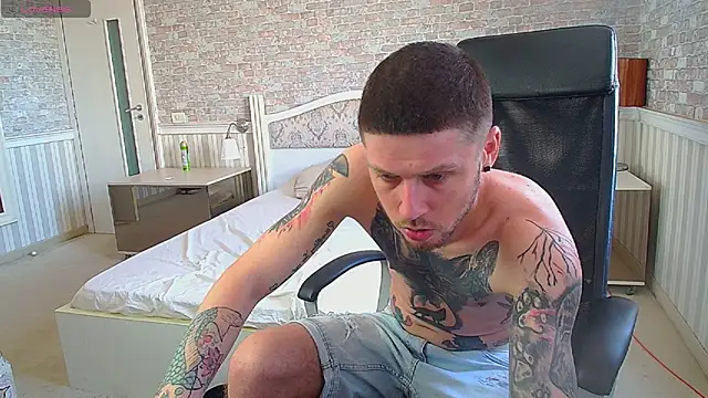 JonahShaw Webcam show
