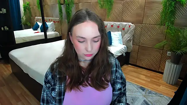 TrueReincarnation's Live XXX Chat