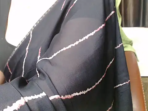 sunitha-3 Obrolan Langsung XXX