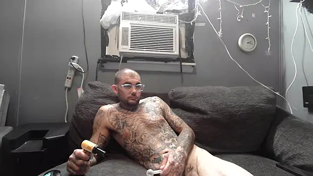 trackstar444's Live XXX Chat