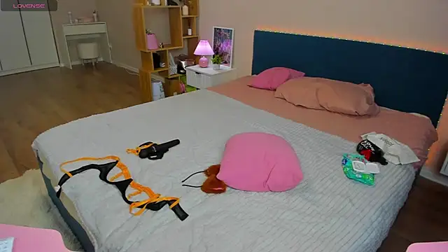 BritneyLix Live XXX-chat