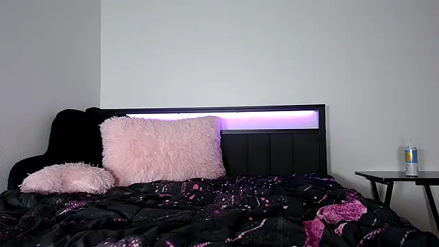 Chat XXX en directo de QueenLolaX