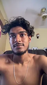 Chat +18 de GunSlay ao vivo