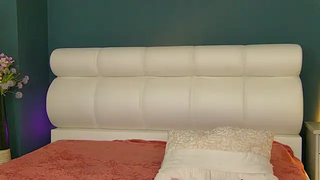 NataliaVice Adlı Modelin Canlı XXX Sohbeti