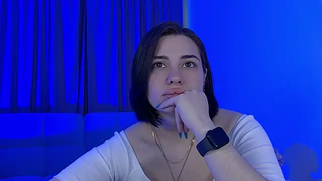 AdrianaToress' Live XXX Chat