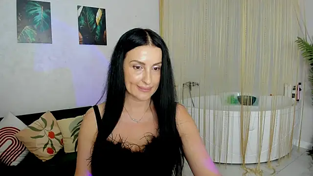 HoneyBlossome Adlı Modelin Canlı XXX Sohbeti