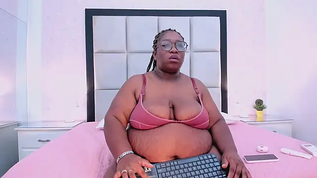 Chat XXX ao vivo de TreisyVixen
