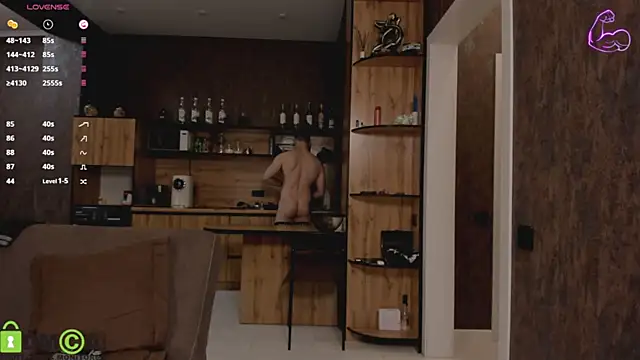 Model_Mike Webcam show