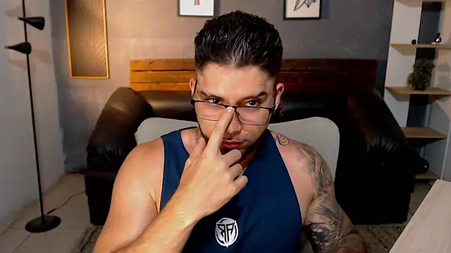 Mike_montoya01's Live XXX Chat