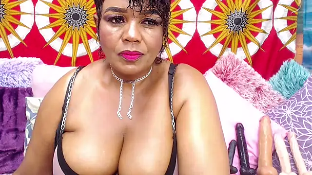 MATURExxxASS Live XXX-Chat