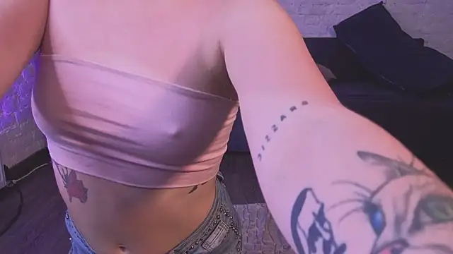 ScarlettSparkssのライブXXXチャット