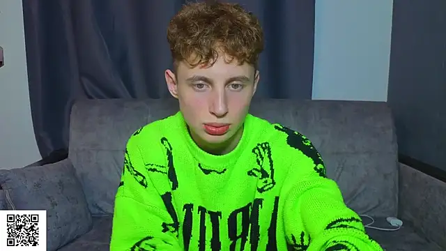 crispinver Chat XXX live