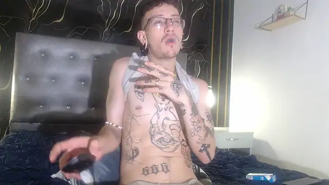 Chat +18 de Ryan_Owenss ao vivo