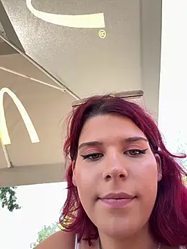 RiriRoseey Chat XXX live