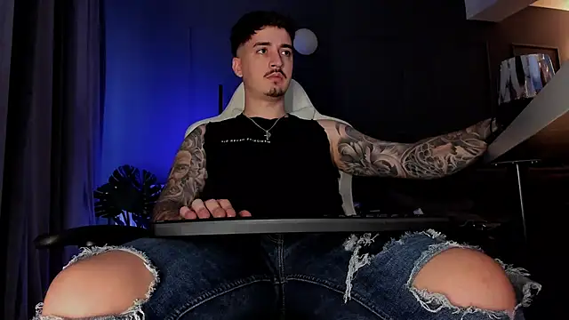 uptomatty Chat XXX live