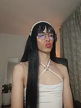 دردشة Andy_Roses الجنسية المباشرة