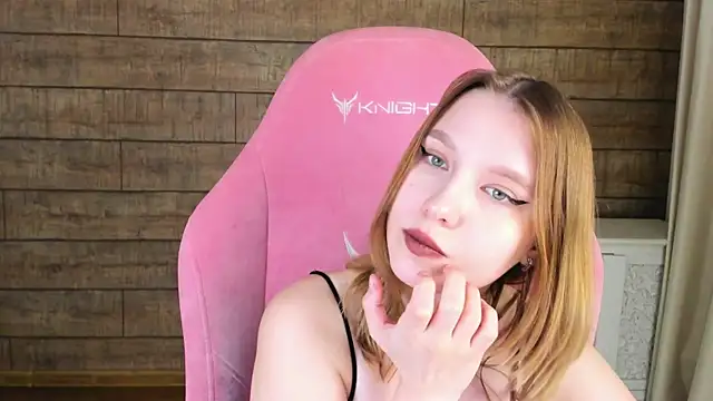 Chat XXX ao vivo de LiliLinn