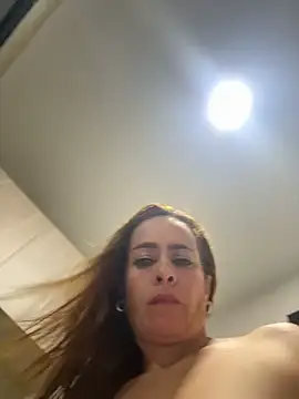 Natigoonzalez লাইভ XXX চ্যাট