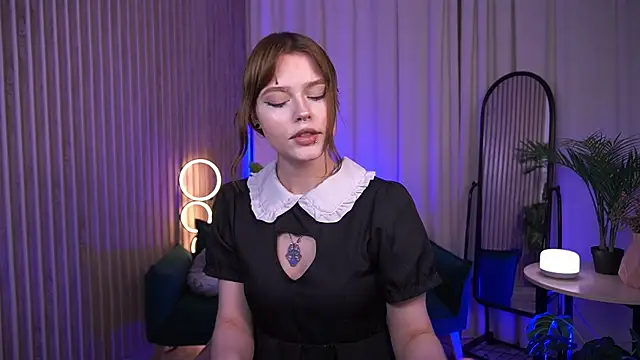 LunaSilvermoon live XXX chat