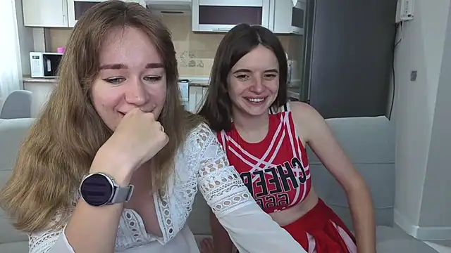 witches_couple's Live XXX Chat